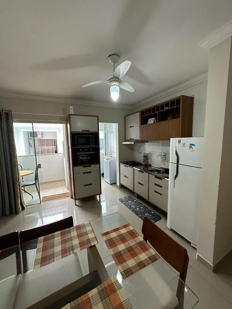 EDÉSIA B-303 - Dois dormitórios - 1 suíte Florianópolis Brasil
